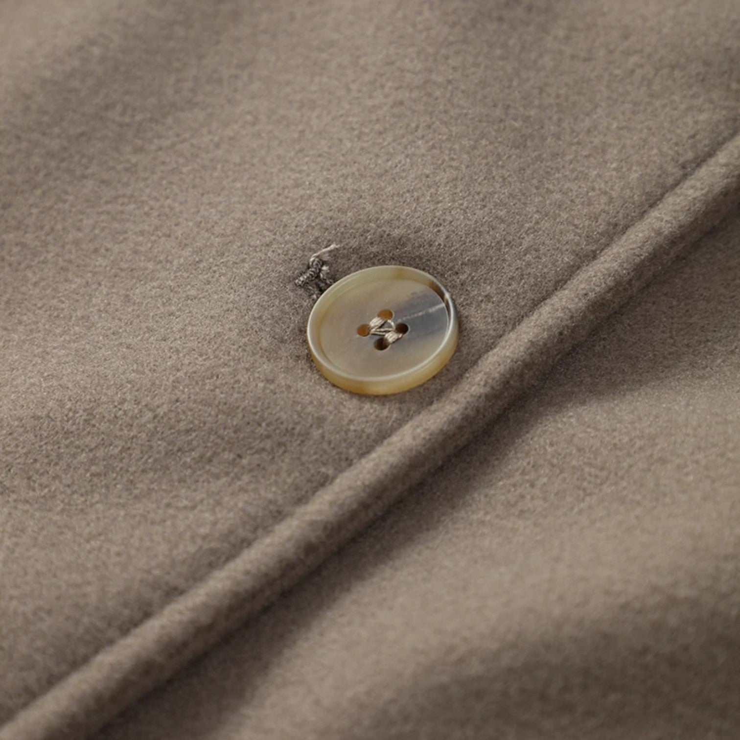Valenti | Women's Elegant Single-Breasted Coat – Solid Lapel Padded Autumn Jacket-VALENTI