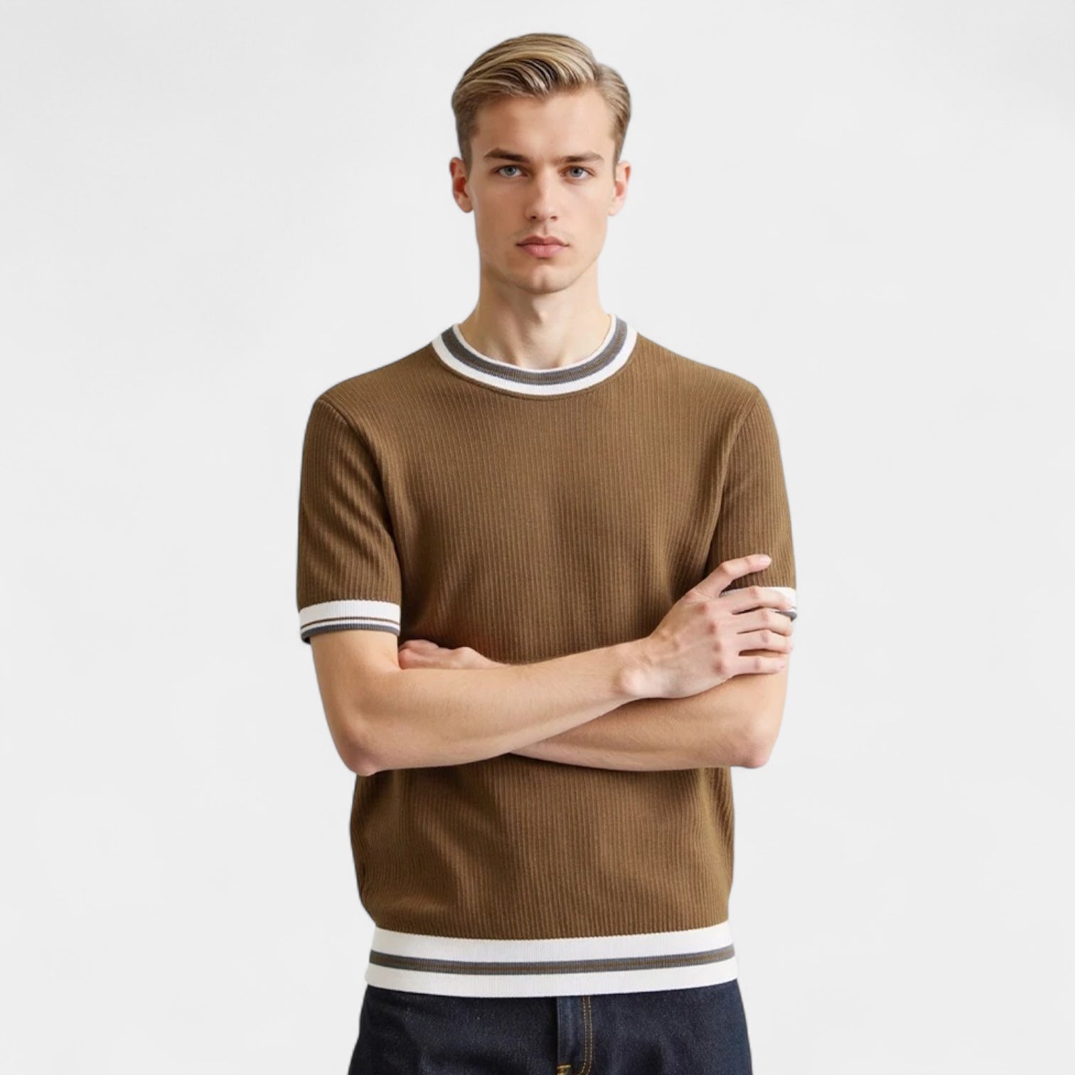 Norrskenberg | Herrstickad T-shirt i Ullmix
